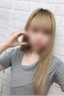 �����